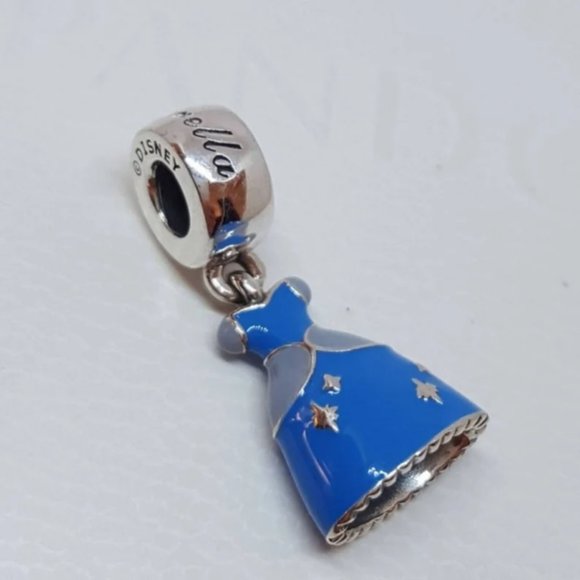 Pandora Disney Cinderellas Dress Dangle Charm - Picture 3 of 3